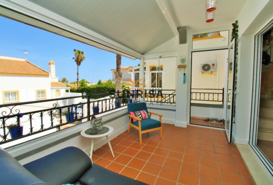 Villa · Revente - Villamartin · Alicante · Espagne