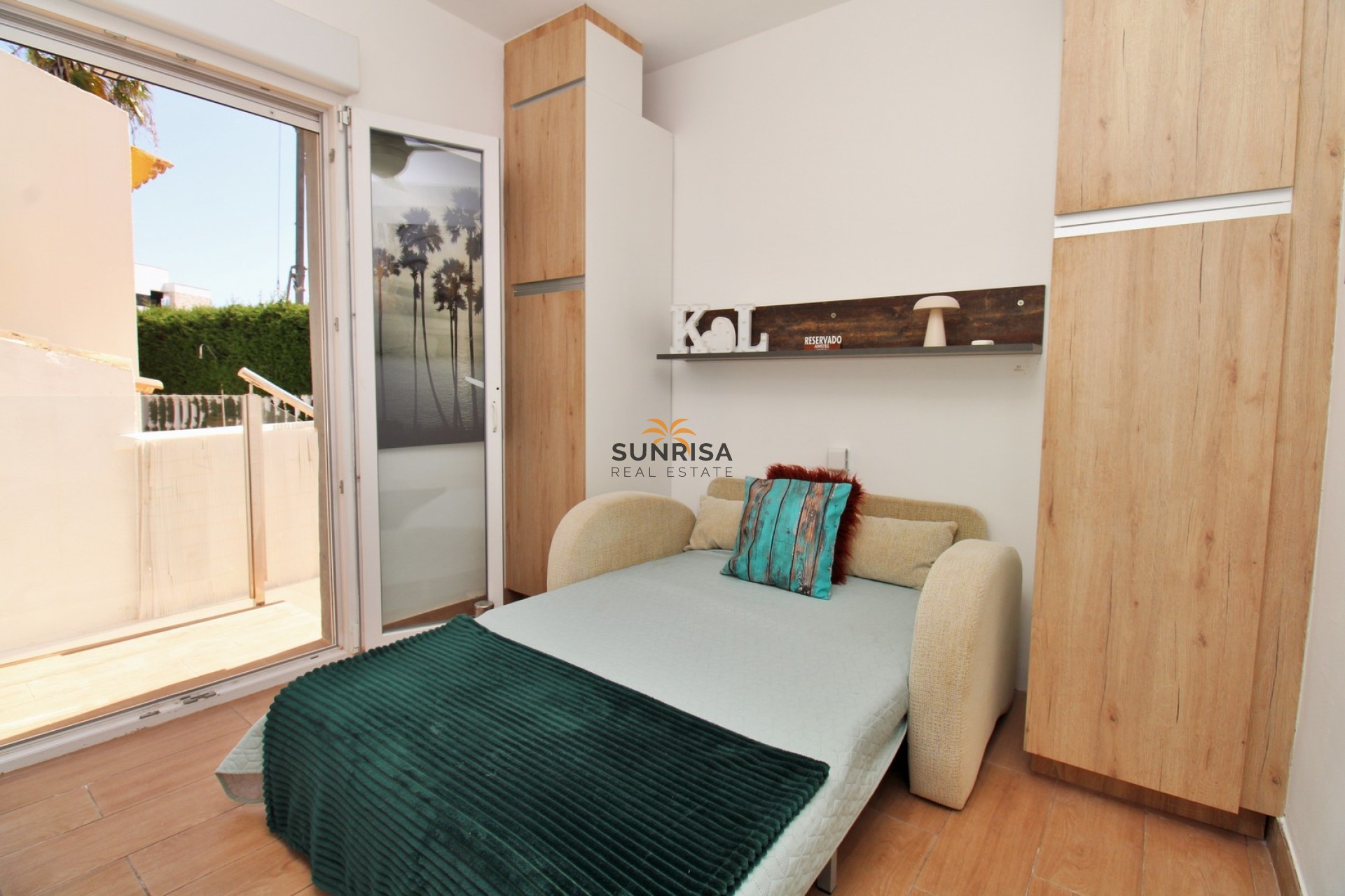 Resale - Villa - Villamartin