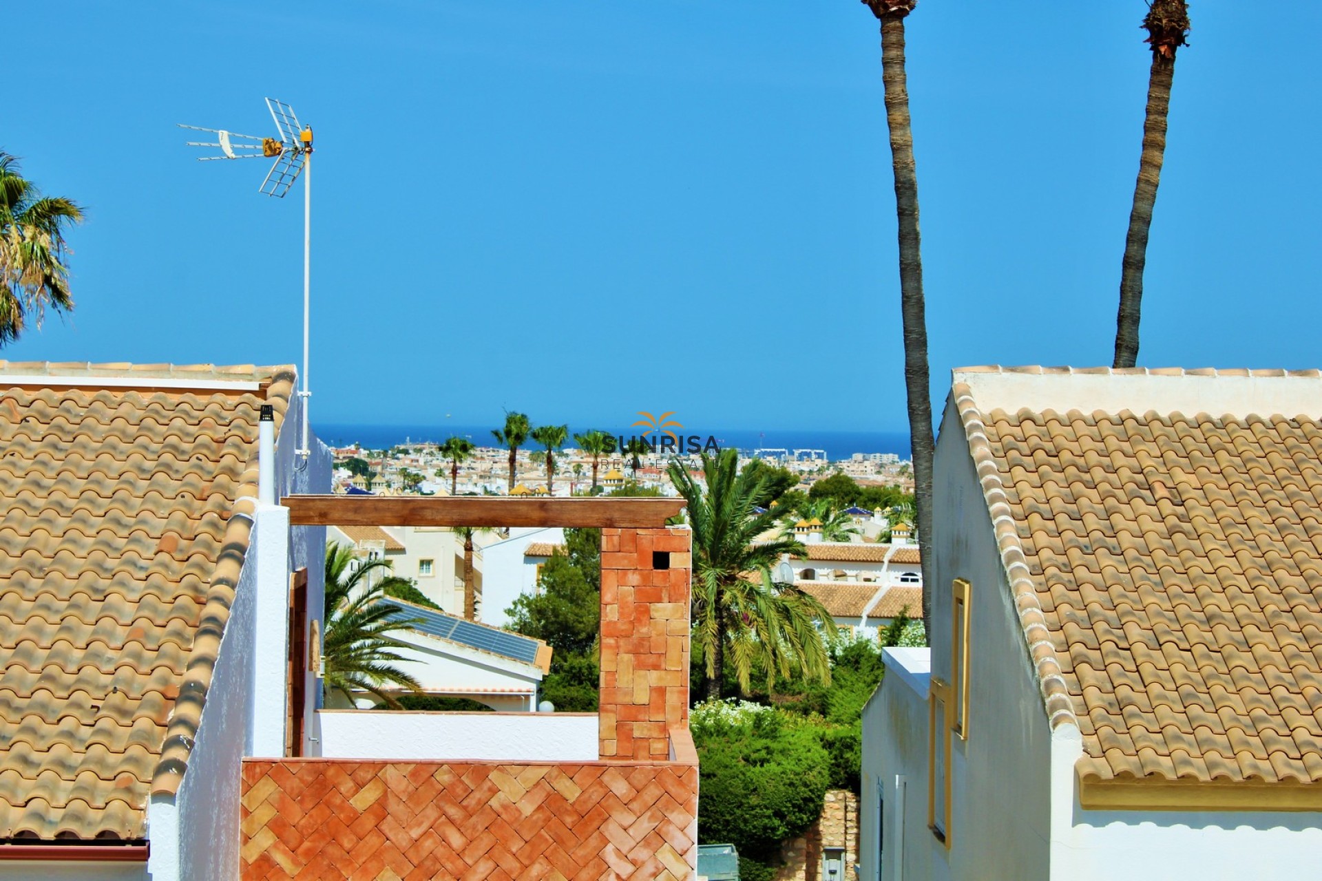 Resale - Villa - Villamartin