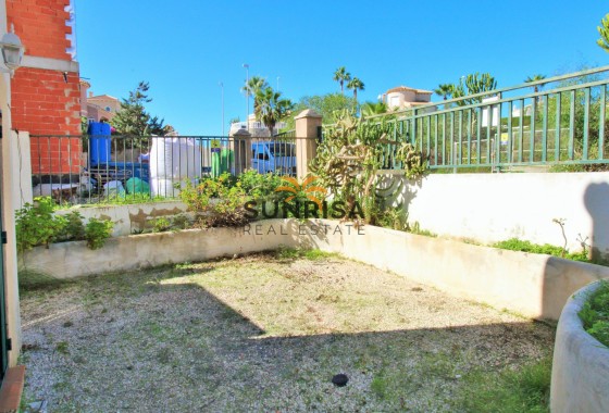 Townhouse · Resale - Villamartin · Alicante · Spain