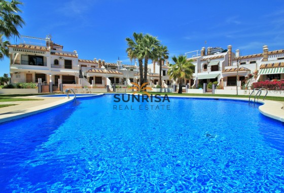 Apartamento · Reventa - Orihuela Costa · PAU 8 · Alicante · España