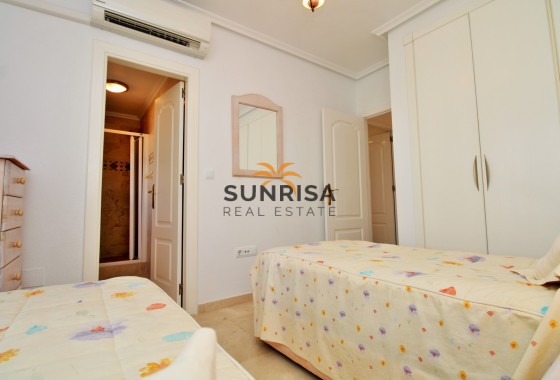 Apartamento · Reventa - Orihuela Costa · PAU 8 · Alicante · España