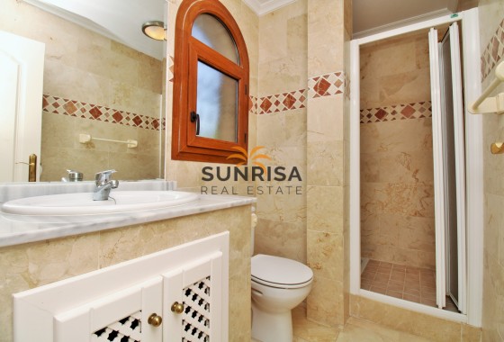 Apartamento · Reventa - Orihuela Costa · PAU 8 · Alicante · España