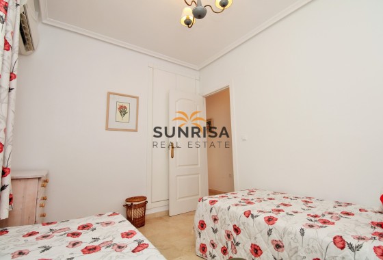 Apartamento · Reventa - Orihuela Costa · PAU 8 · Alicante · España