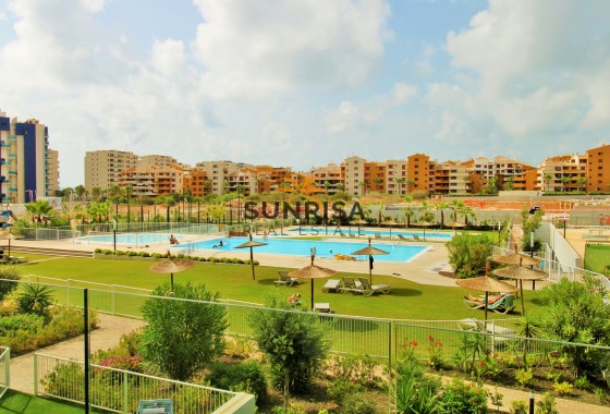 Appartement · Herverkoop - Punta Prima · Alicante · Spanje