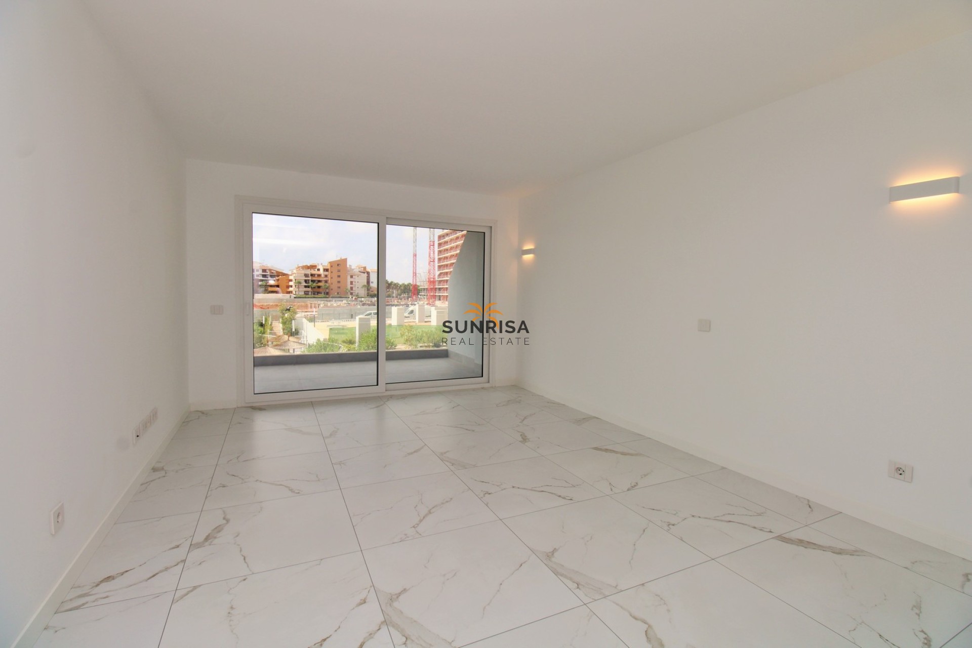 Revente - Appartement - Punta Prima