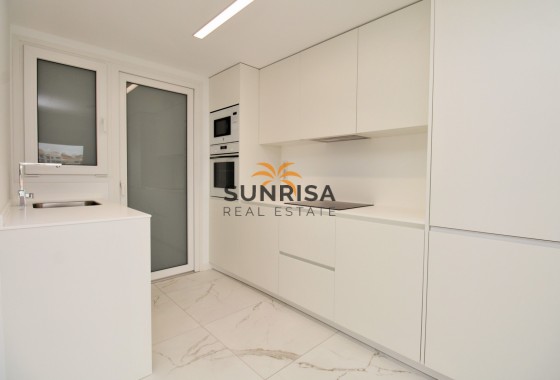 Appartement · Herverkoop - Punta Prima · Alicante · Spanje
