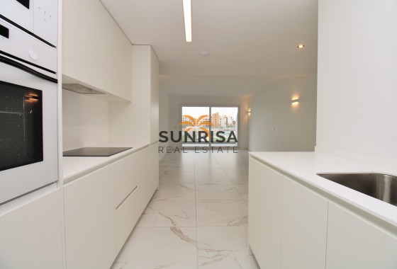 Appartement · Herverkoop - Punta Prima · Alicante · Spanje