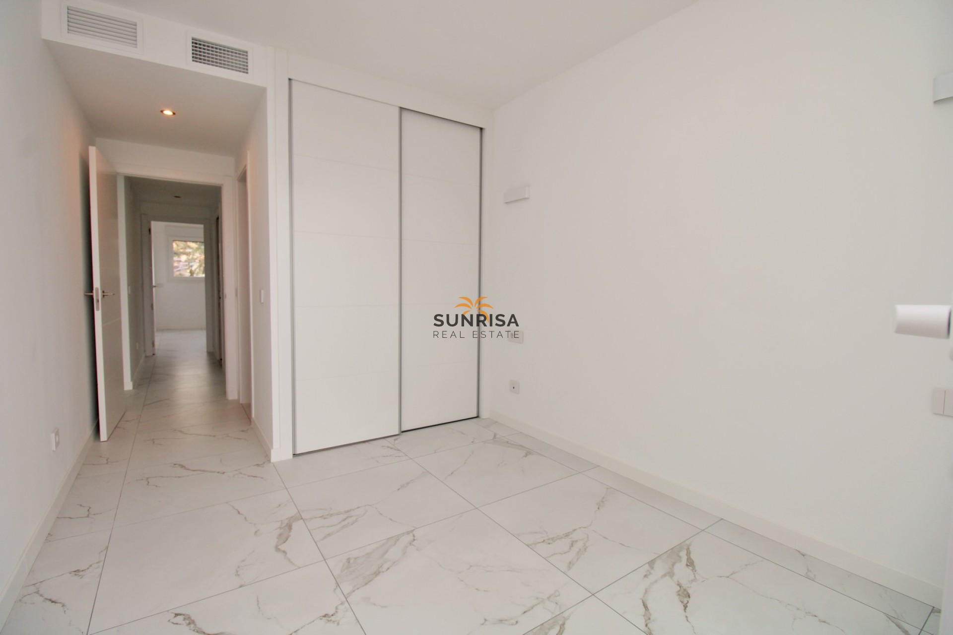 Revente - Appartement - Punta Prima