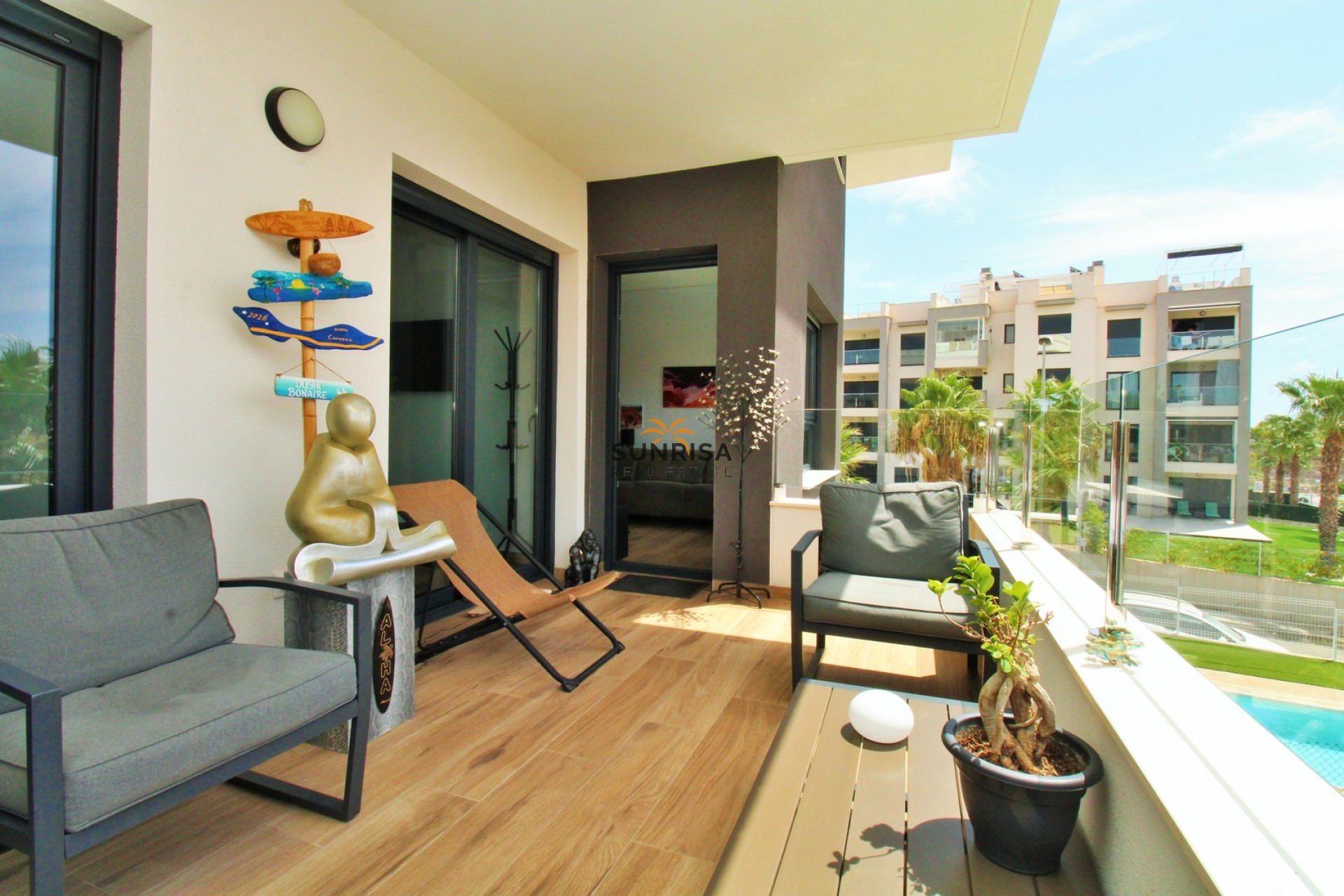 Resale - Apartment - Villamartin