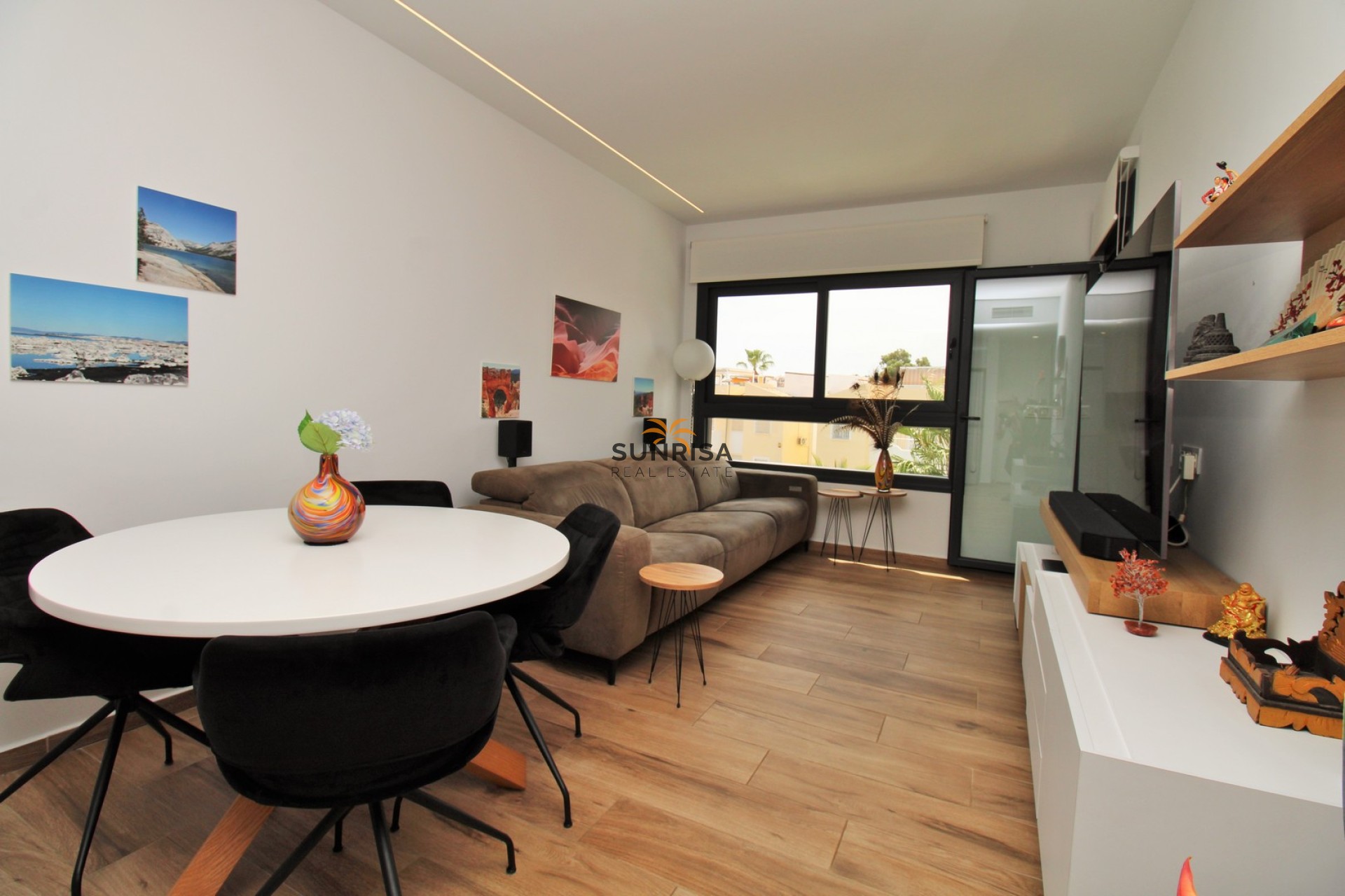 Resale - Apartment - Villamartin