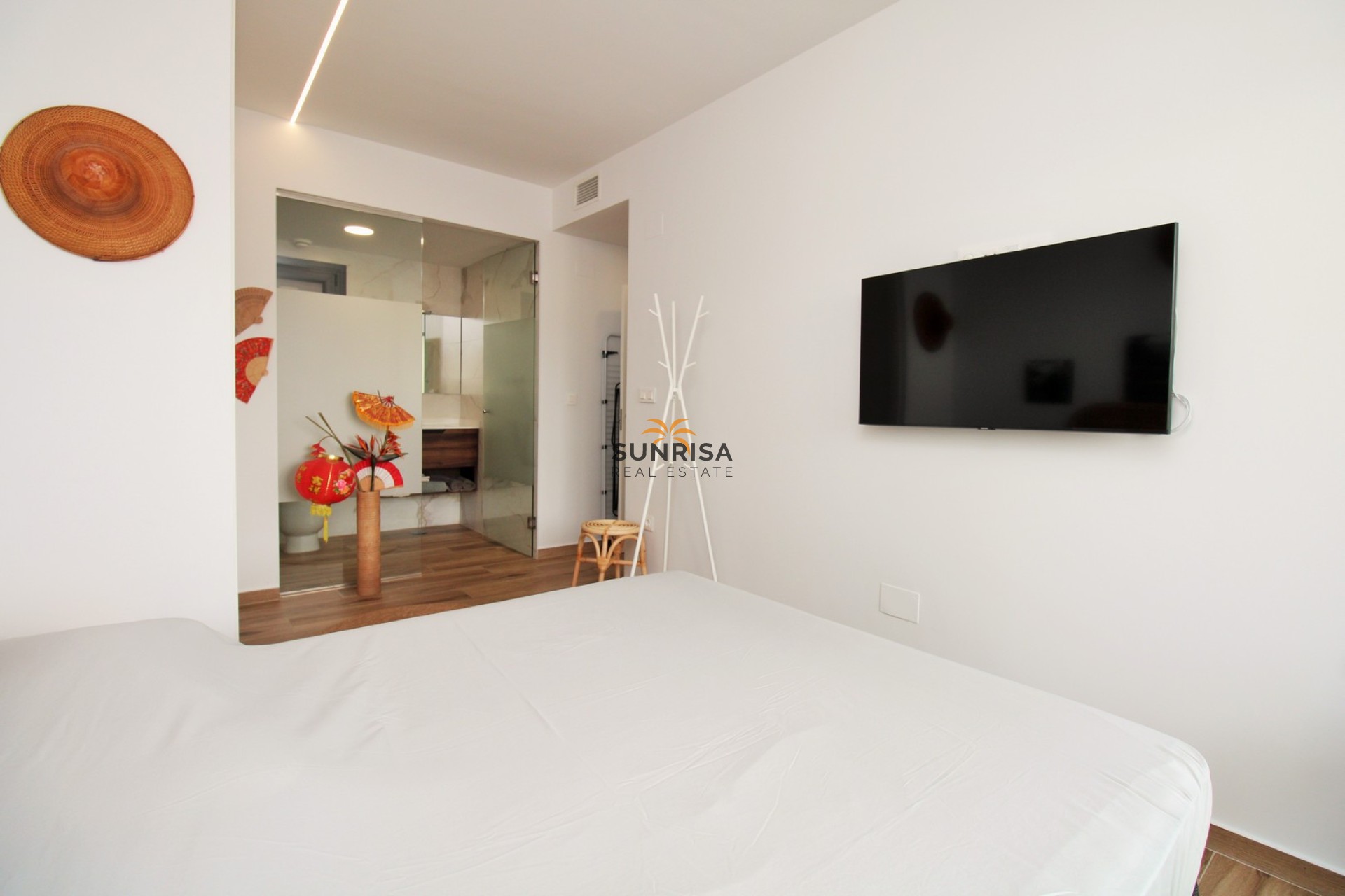 Resale - Apartment - Villamartin