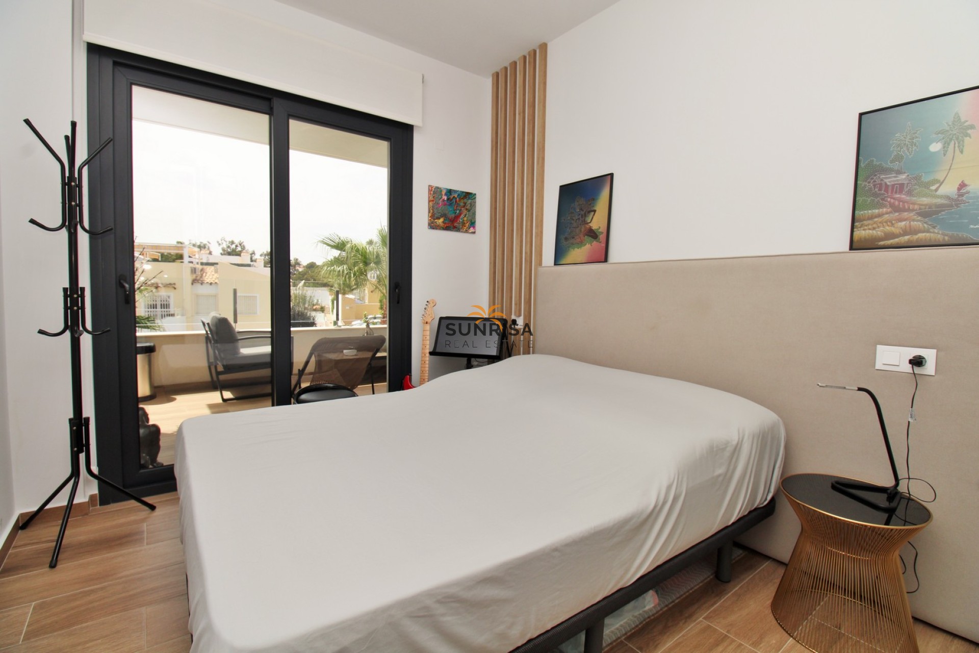 Resale - Apartment - Villamartin