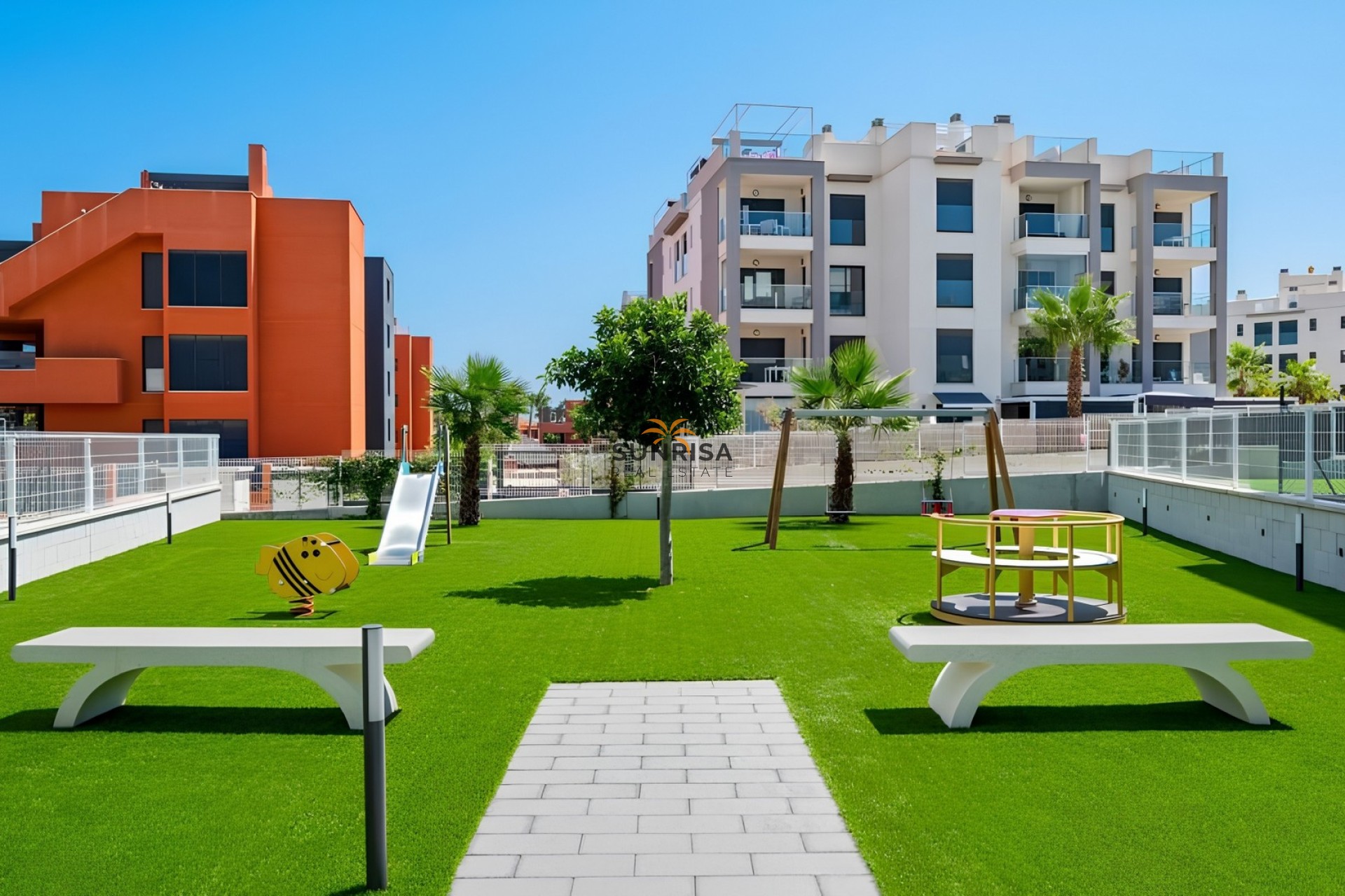 Resale - Apartment - Villamartin