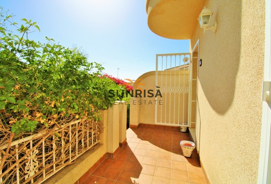 Apartamento · Reventa - Orihuela Costa · PAU 8 · Alicante · España