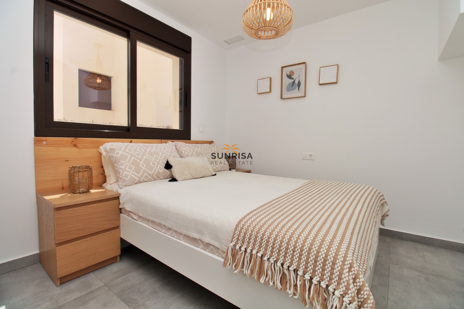 Resale - Villa - Orihuela Costa
