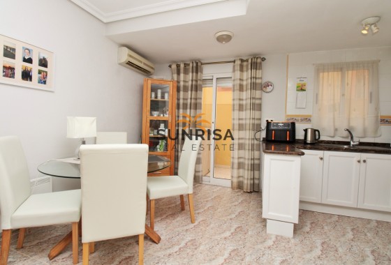 Townhouse · Resale - Villamartin · Alicante · Spain