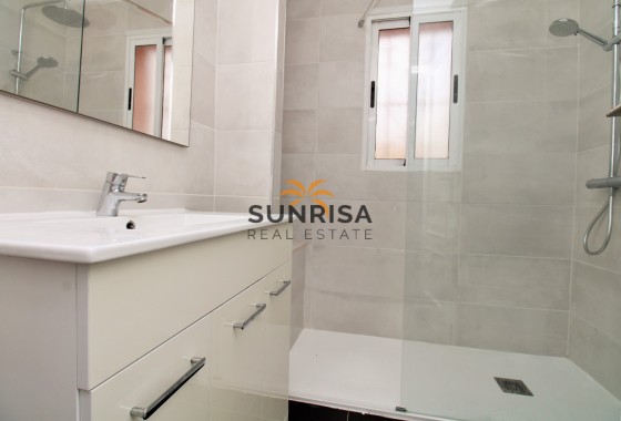 Townhouse · Resale - Villamartin · Alicante · Spain
