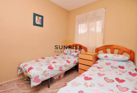 Townhouse · Resale - Villamartin · Alicante · Spain