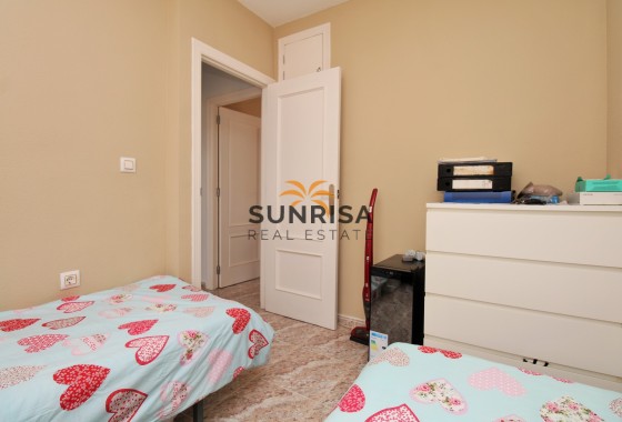 Townhouse · Resale - Villamartin · Alicante · Spain