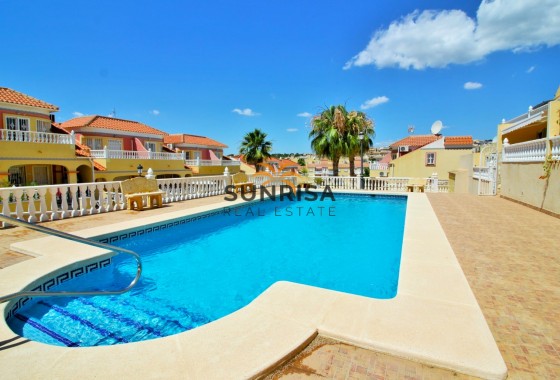 Townhouse · Resale - Villamartin · Alicante · Spain
