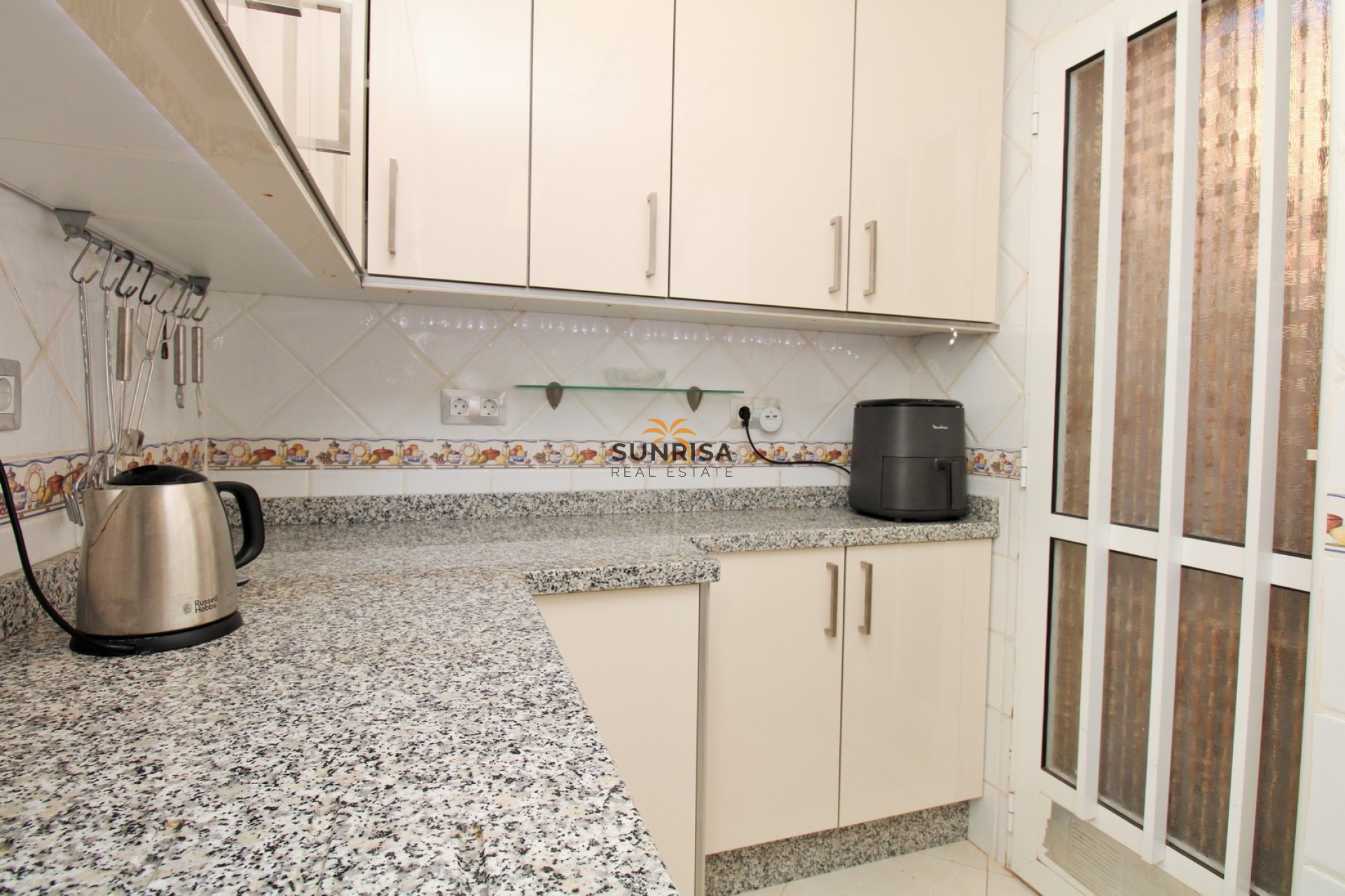 Resale - Villa - Orihuela Costa