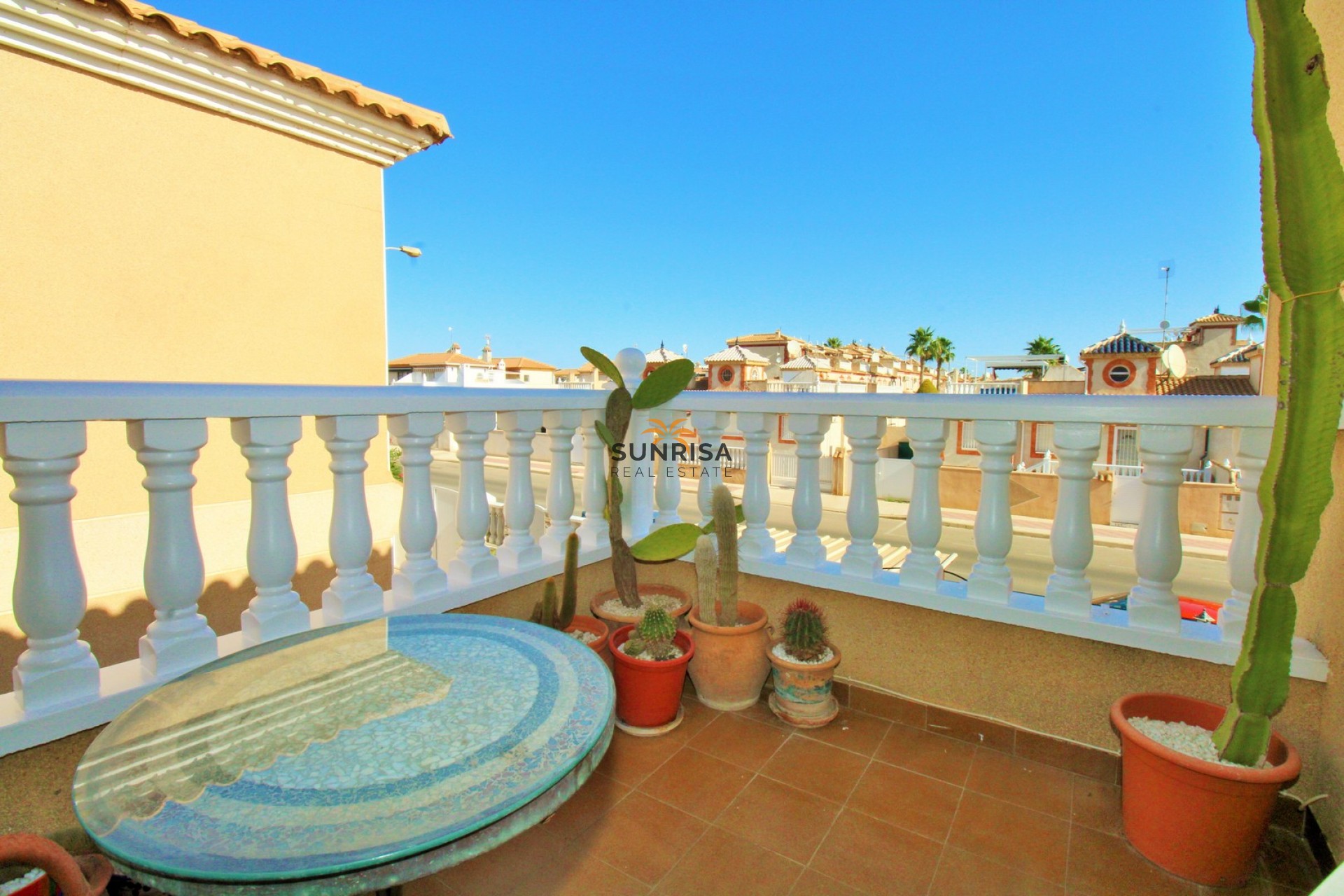 Resale - Villa - Orihuela Costa