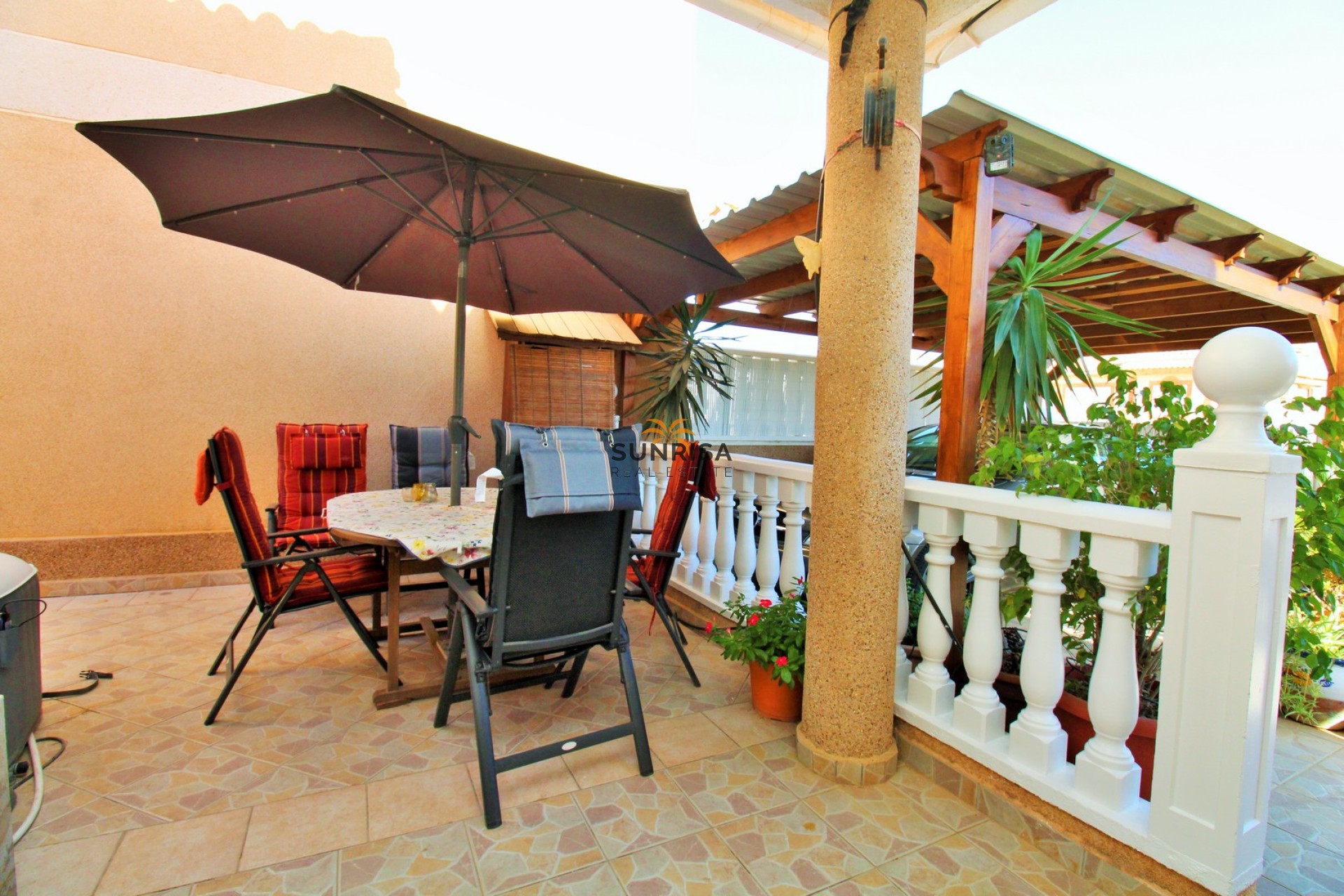 Resale - Villa - Orihuela Costa