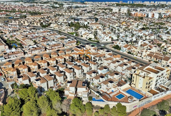 Villa · Herverkoop - Orihuela Costa · Playa Flamenca · Alicante · Spanje