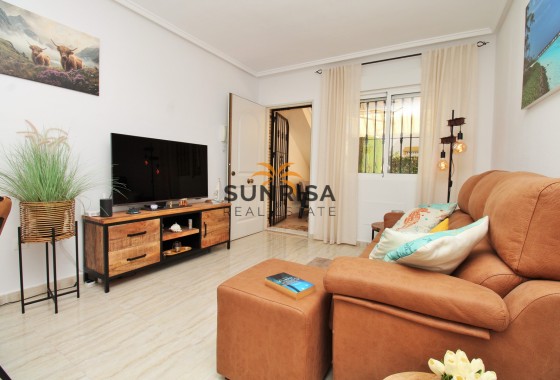 Appartement · Herverkoop - Orihuela Costa · Los Dolses · Alicante · Spanje