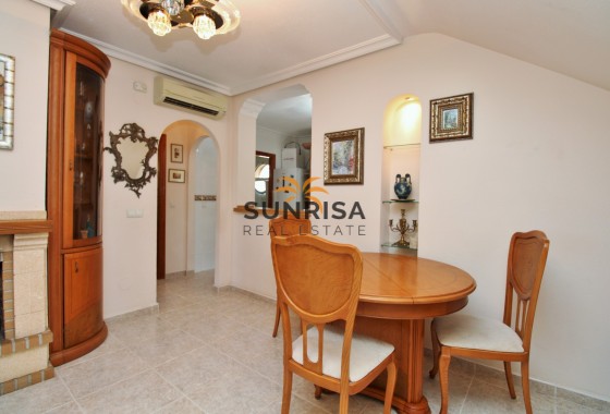 Villa · Revente - Villamartin · Alicante · Espagne