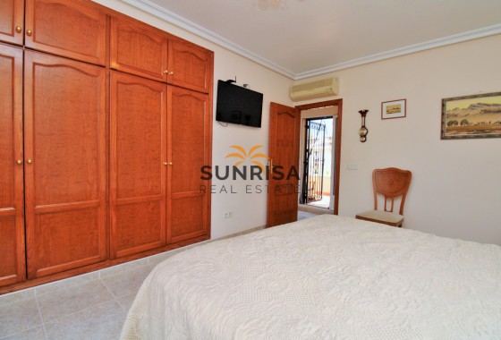 Villa · Revente - Villamartin · Alicante · Espagne