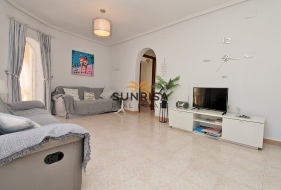 Villa · Revente - Villamartin · Alicante · Espagne