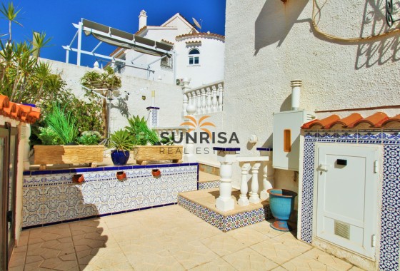 Villa · Revente - Villamartin · Alicante · Espagne