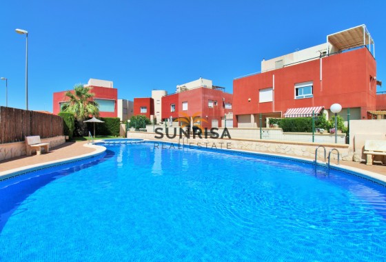 Townhouse · Resale - Villamartin · Alicante · Spain