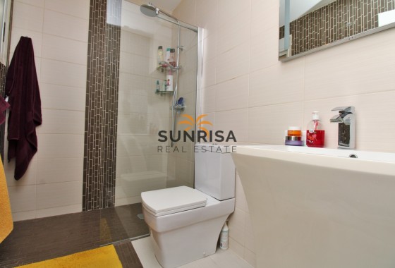Townhouse · Resale - Villamartin · Alicante · Spain