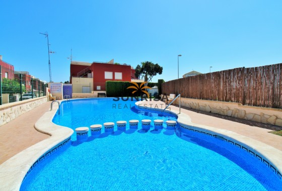 Townhouse · Resale - Villamartin · Alicante · Spain