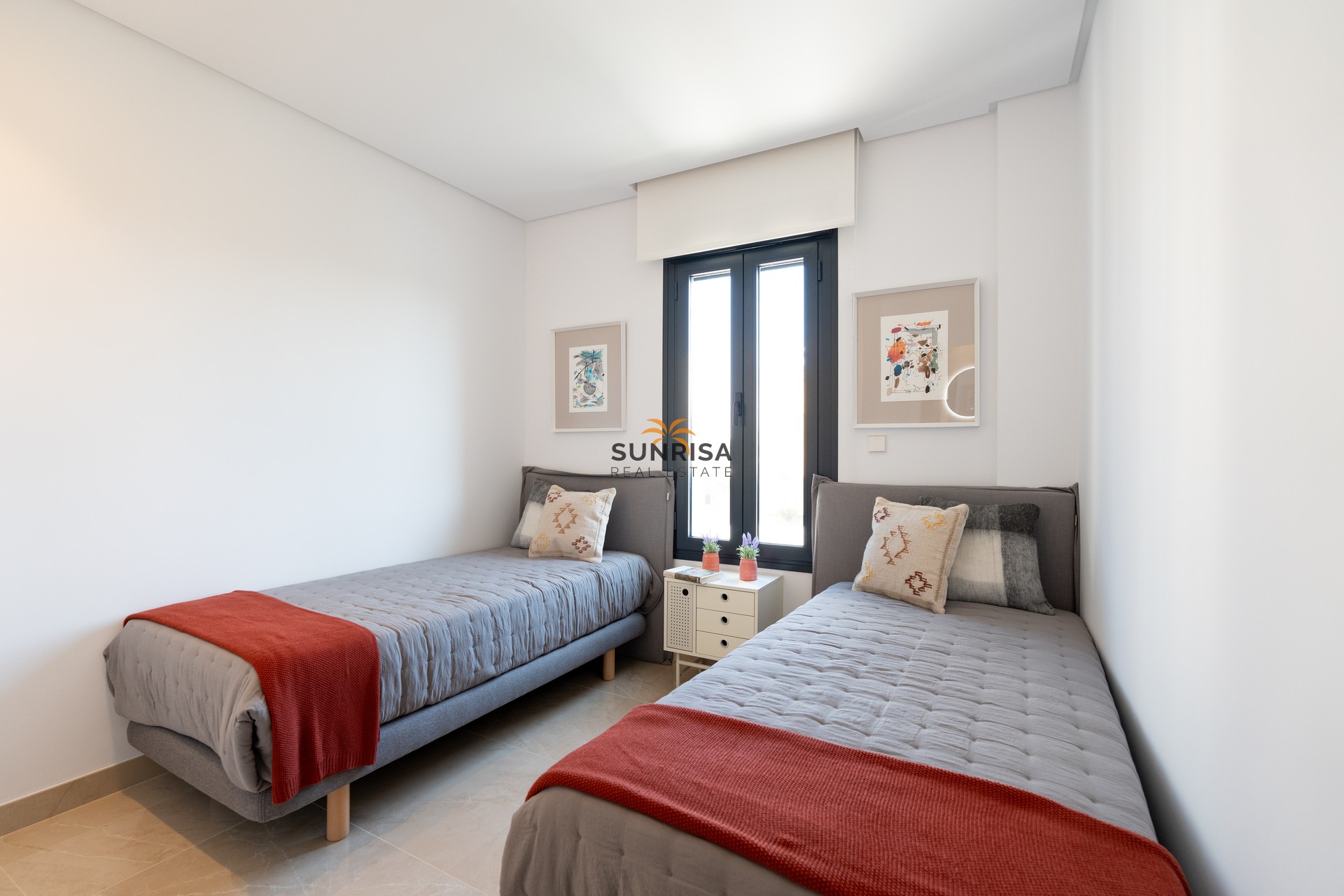 Nouvelle construction - Maison de ville - Elche