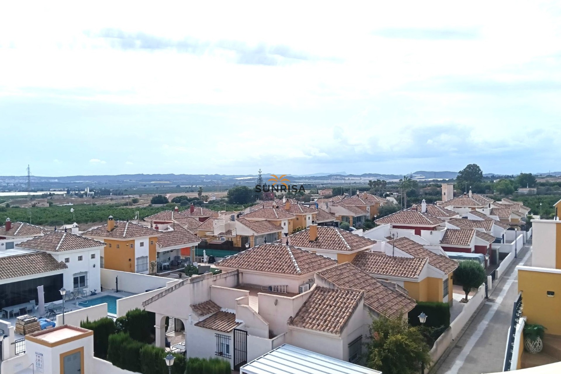 Resale - Apartment - Los Montesinos