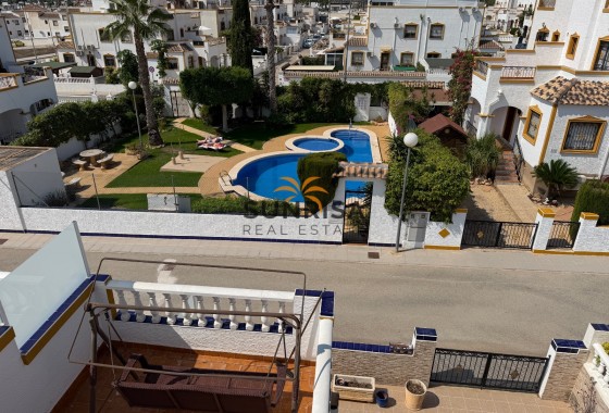 Maison de ville · Revente - Orihuela · Entre Naranjos Vistabella · Alicante · Espagne