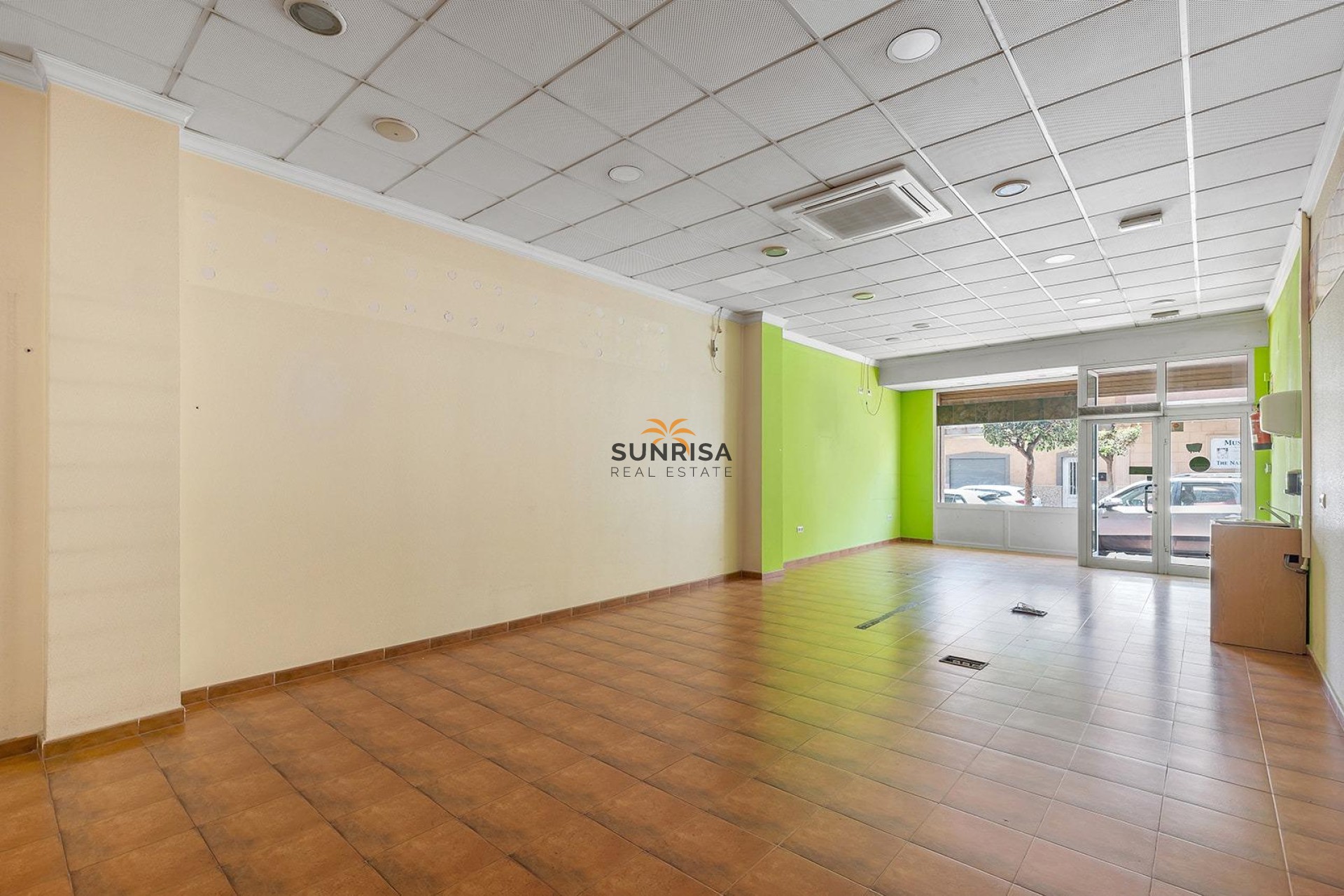 Herverkoop - Bedrijfsruimte - Torrevieja