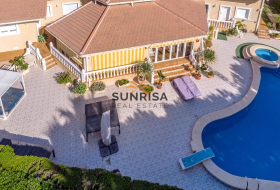 Villa · Revente - Cabo Roig · Alicante · Espagne