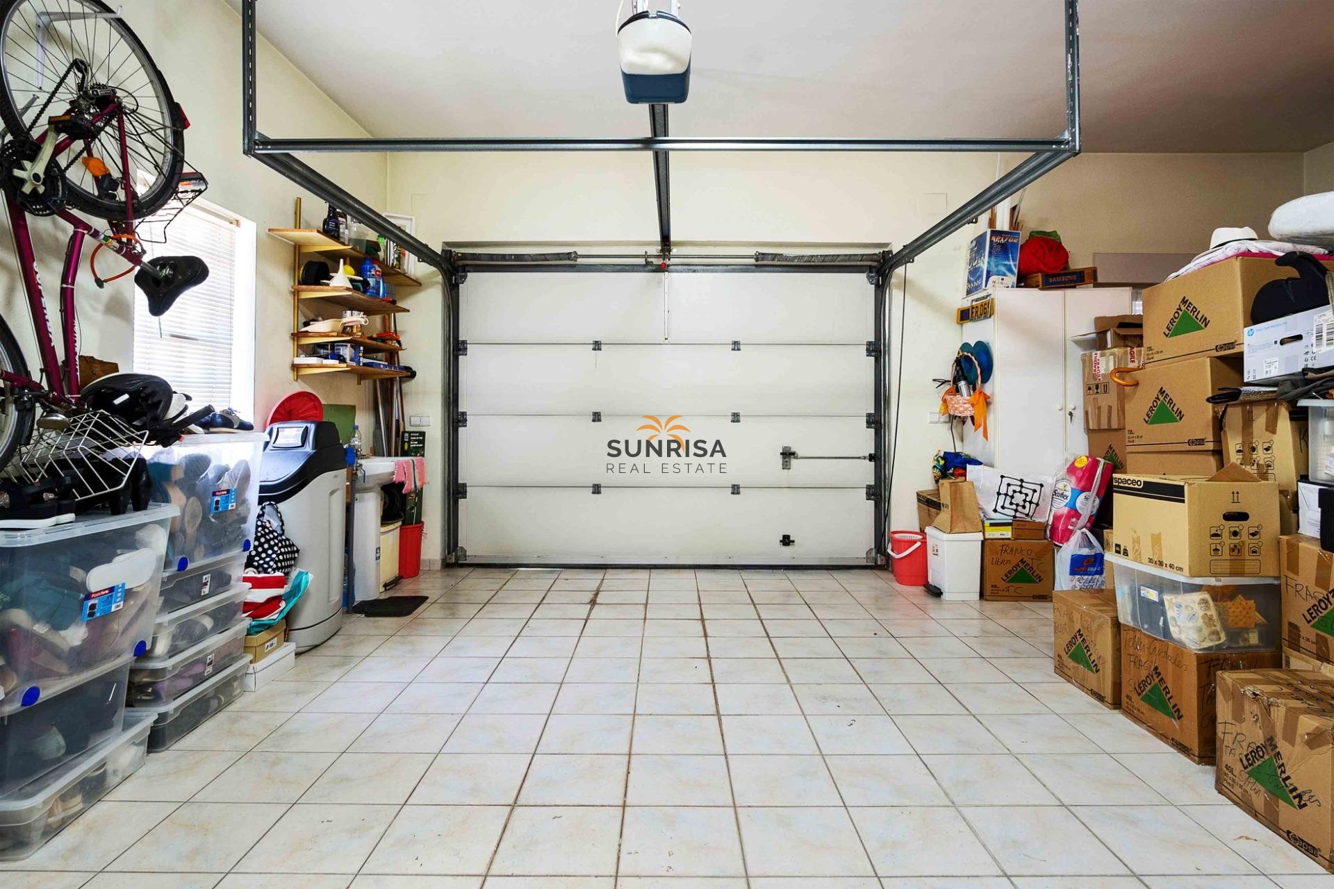 Resale - Villa - Cabo Roig