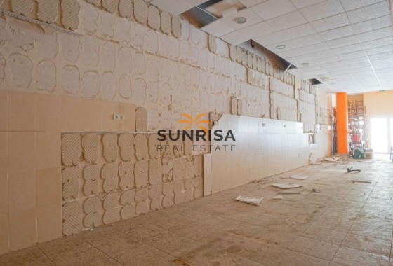 Local comercial · Reventa - Torrevieja · Centro · Alicante · España