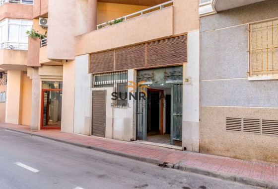 Local comercial · Reventa - Torrevieja · Centro · Alicante · España