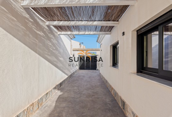 Villa · Revente - Torrevieja · El chaparral · Alicante · Espagne