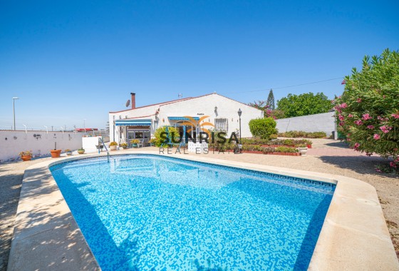 Villa · Resale - Ciudad Quesada - Rojales · Alicante · Spain