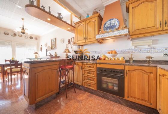 Villa · Resale - Ciudad Quesada - Rojales · Alicante · Spain