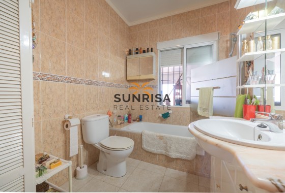Villa · Resale - Ciudad Quesada - Rojales · Alicante · Spain