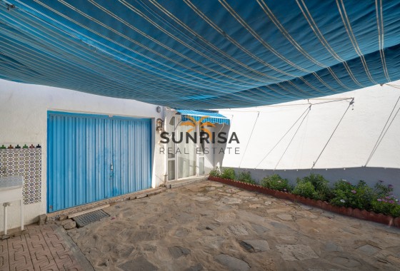 Villa · Resale - Ciudad Quesada - Rojales · Alicante · Spain